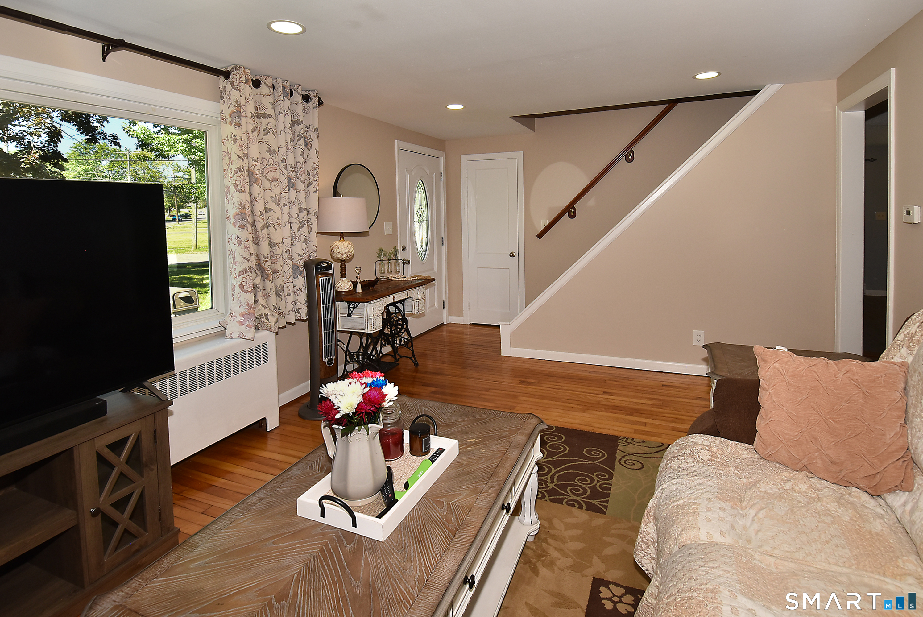 82 Rood Avenue Windsor, CT 06095 - Photo 17 of 29
