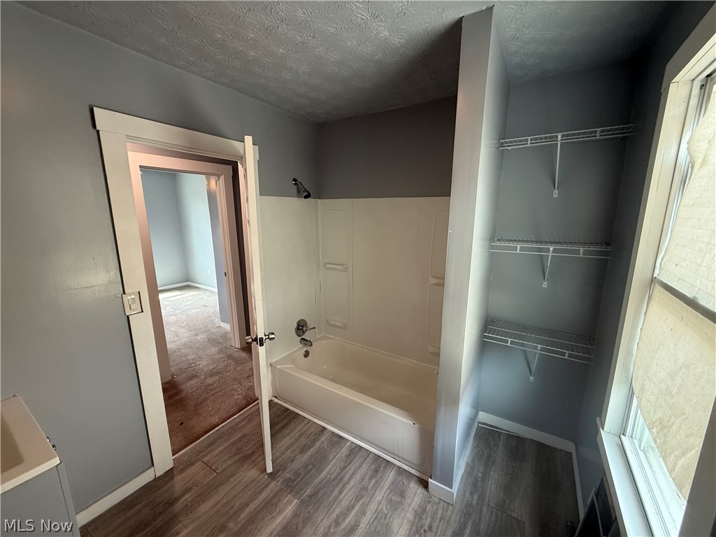 1143 Norwood Road Cleveland, OH 44103 - Photo 18 of 24