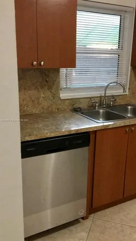 $2,500 | 5333 Northwest 18th Street, Unit 3A, Lauderhill, FL 33313