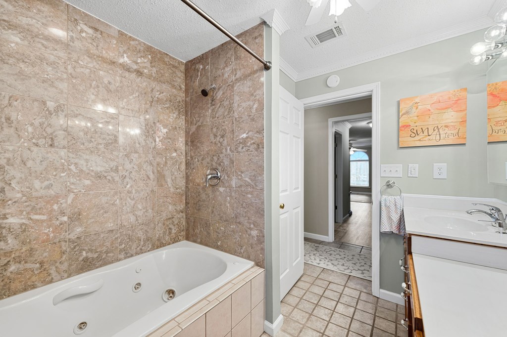 280 Ebenezer Road Ellijay, GA 30536 - Photo 65 of 82 Guest bath in hallway