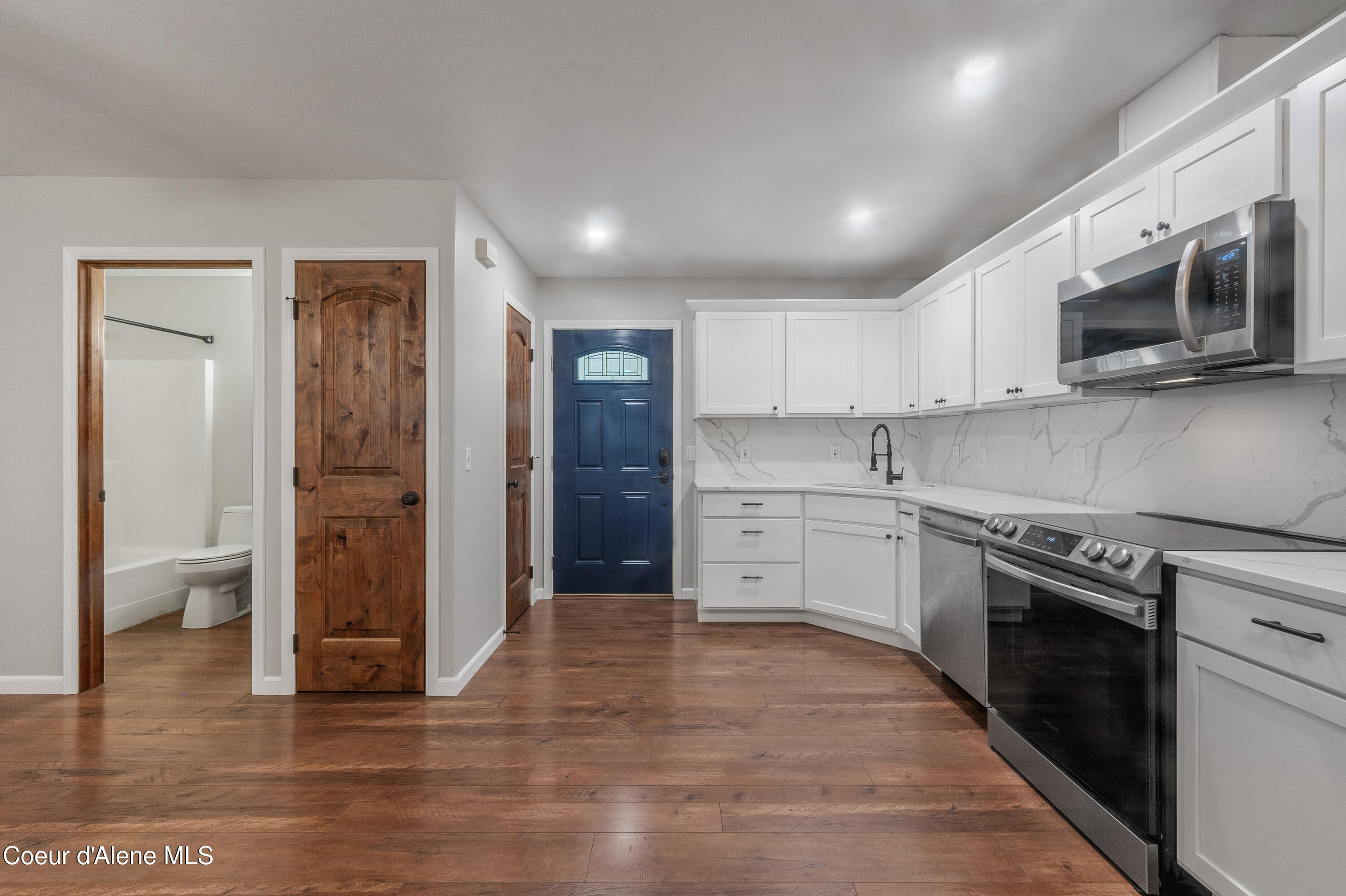 1313 North Division Avenue, Unit A Sandpoint, ID 83864 - Photo 10 of 20 --9.jpg-FULL