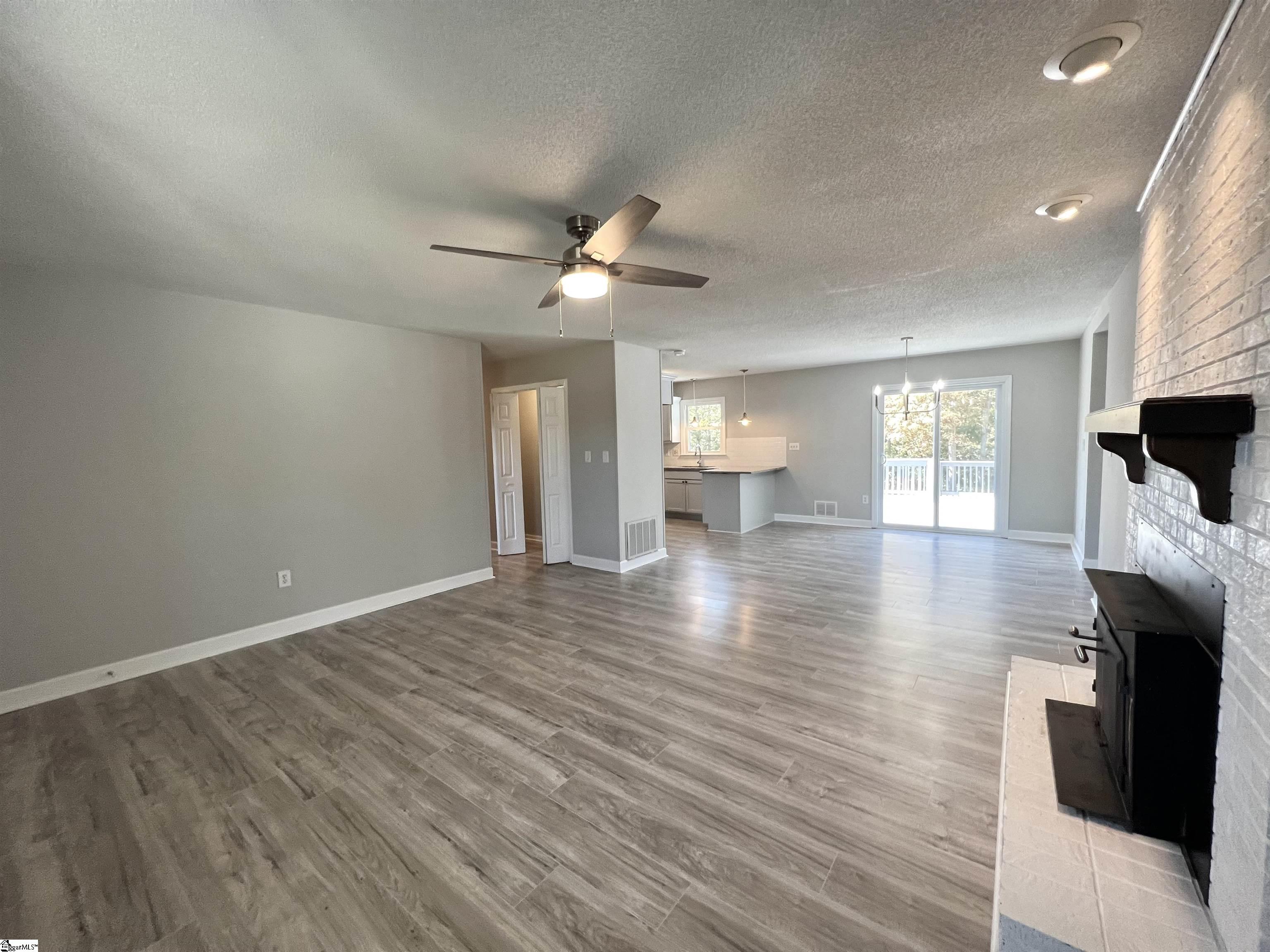 511 Seay Road Boiling Springs, SC 29316 - Photo 3 of 25 Gallery Image 3