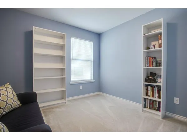 $2,250 | 6925 Planters Row Drive, McKinney, TX 75070