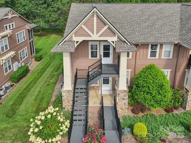 $242,000 | 1002 Deermouse Way, Hendersonville, NC 28792