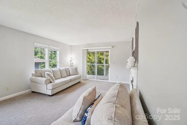 $242,000 | 1002 Deermouse Way, Hendersonville, NC 28792