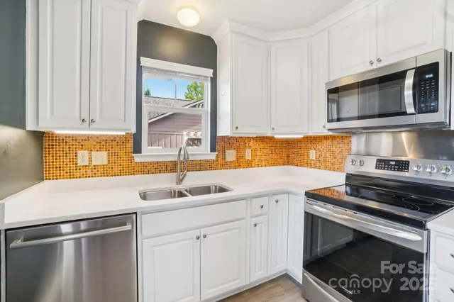 $242,000 | 1002 Deermouse Way, Hendersonville, NC 28792