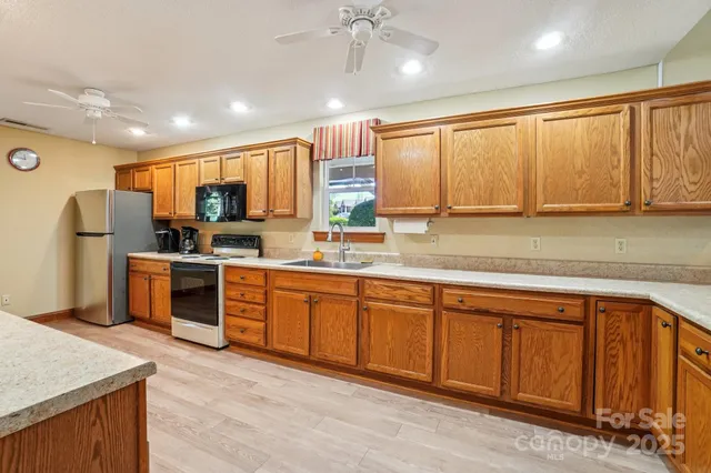 $242,000 | 1002 Deermouse Way, Hendersonville, NC 28792