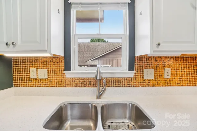 $242,000 | 1002 Deermouse Way, Hendersonville, NC 28792