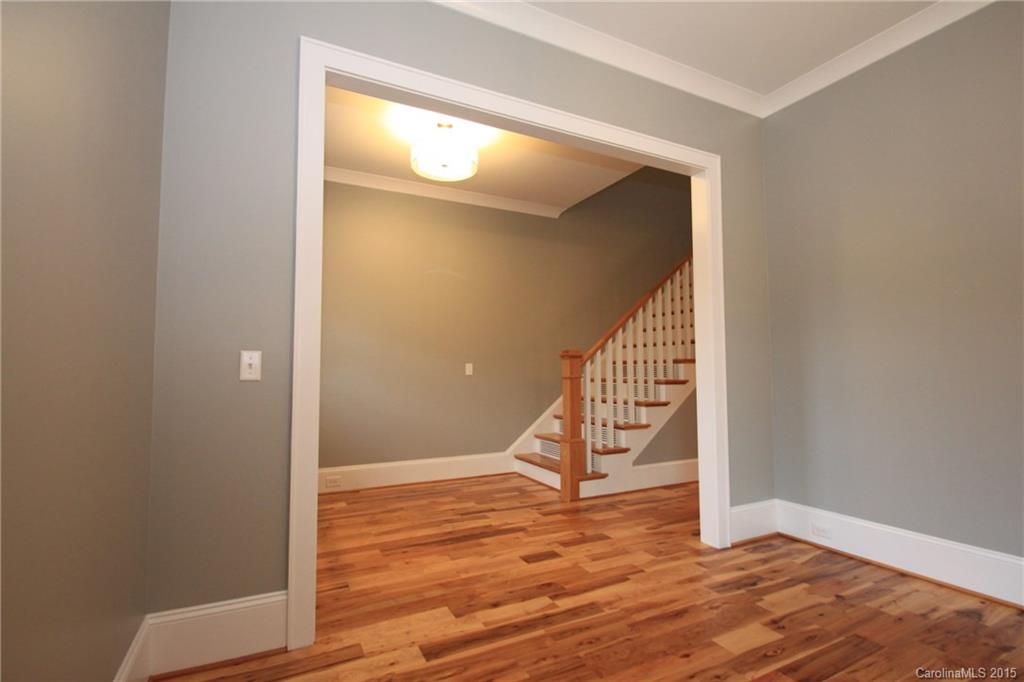 322 Mill Road Charlotte, NC 28216 - Photo 13 of 22