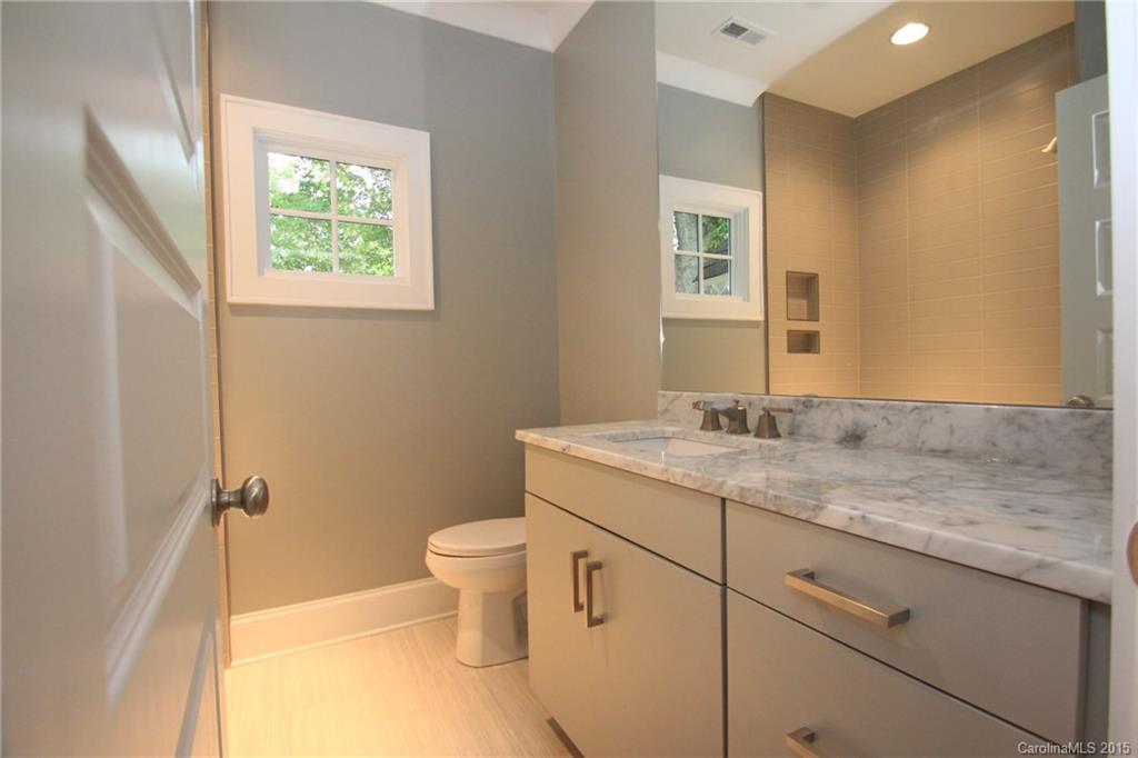 322 Mill Road Charlotte, NC 28216 - Photo 19 of 22