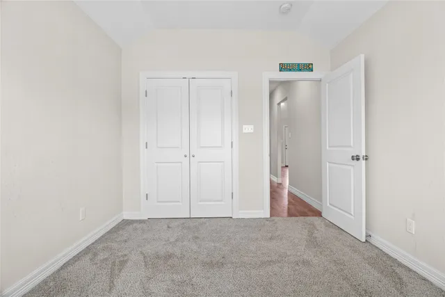 $264,900 | 1208 East Henderson Road, Angleton, TX 77515