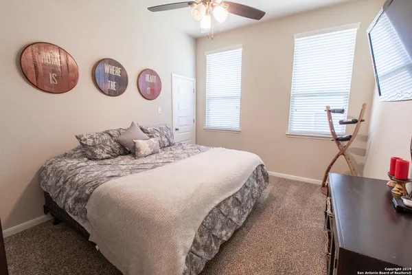 $2,395 | 22419 Carriage Bush, San Antonio, TX 78261