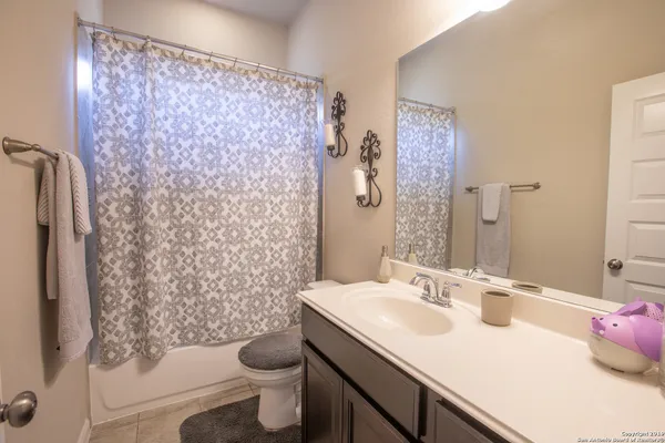 $2,395 | 22419 Carriage Bush, San Antonio, TX 78261