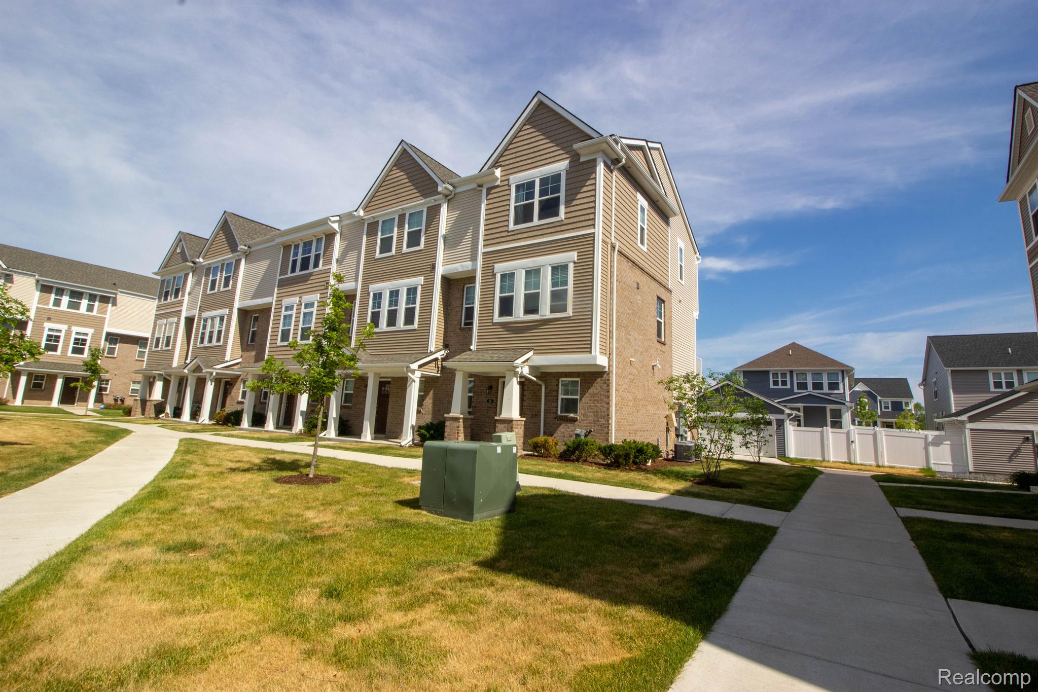 2500 Normandy Road, Unit 35 Royal Oak, MI 48073 - Photo 1 of 20 Gallery Image 1
