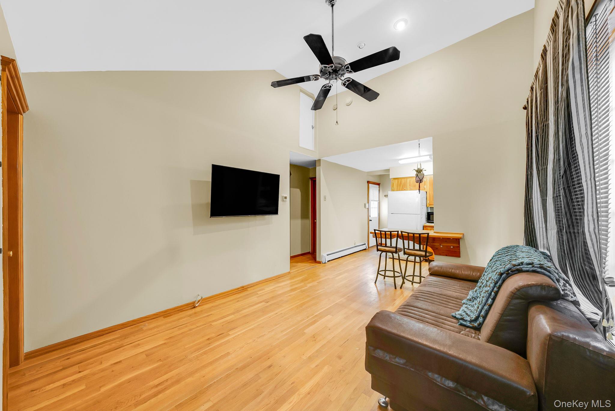 650 College Road Farmingville, NY 11738 - Photo 2 of 20