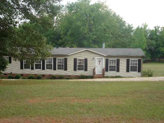 1936 Wilsontown Road Laurens, SC 29360 - Photo 2 of 14