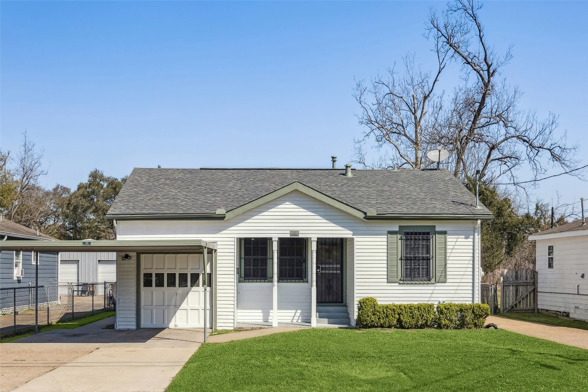 1115 Post Street Houston, TX 77022 - Photo 3 of 23