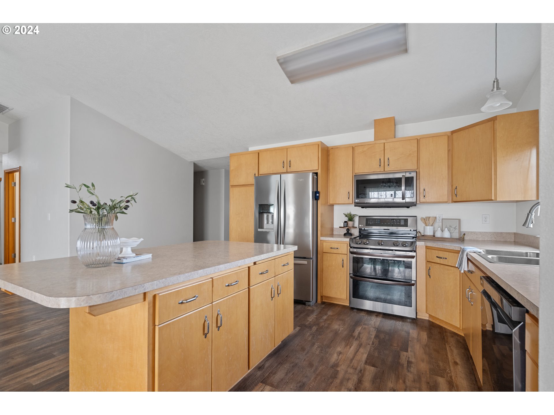 1604 Southwest 1st Street Pendleton, OR 97801 - Photo 12 of 31