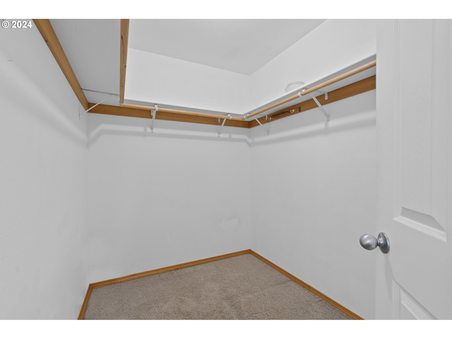1604 Southwest 1st Street Pendleton, OR 97801 - Photo 20 of 31