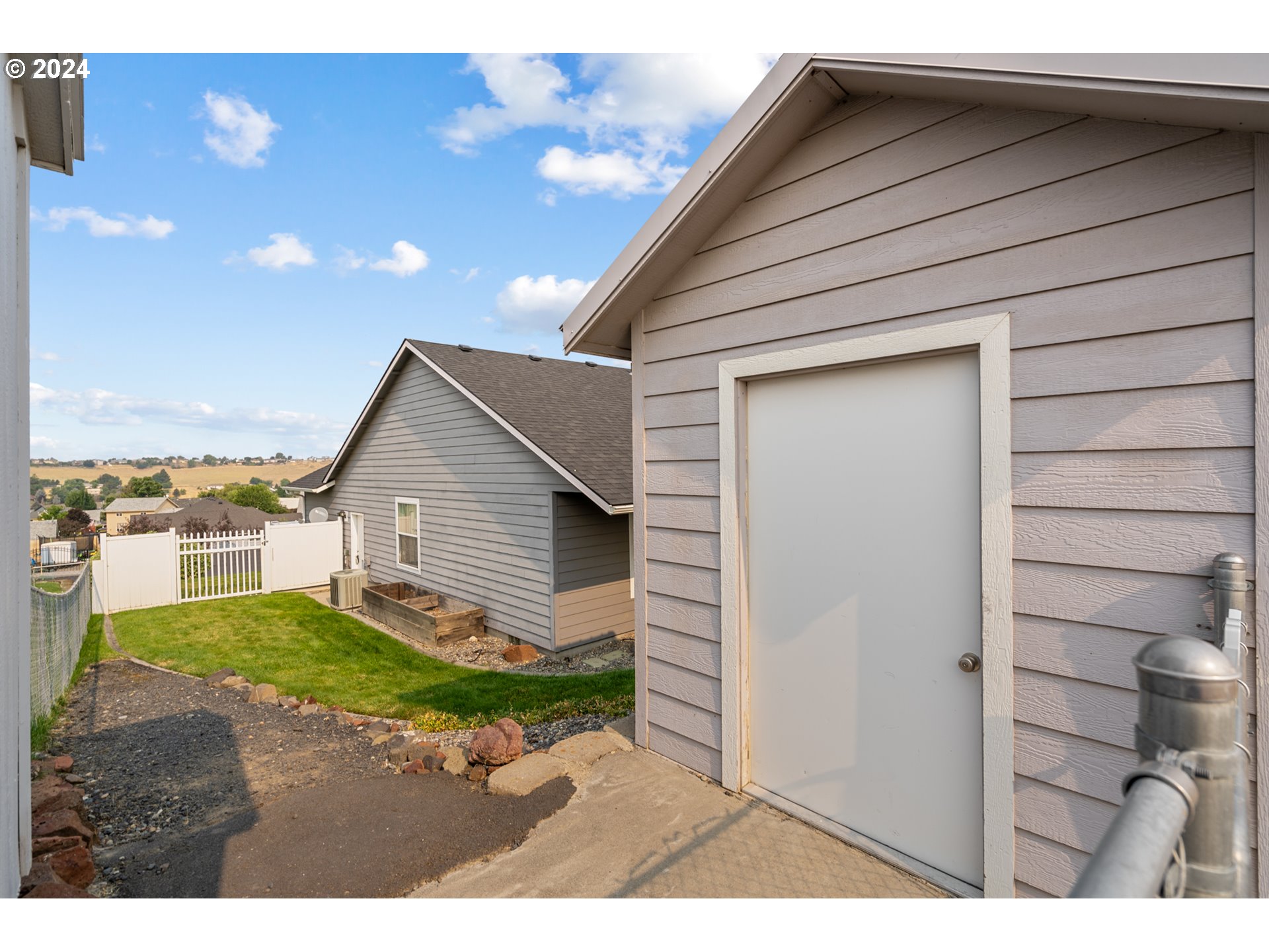 1604 Southwest 1st Street Pendleton, OR 97801 - Photo 25 of 31