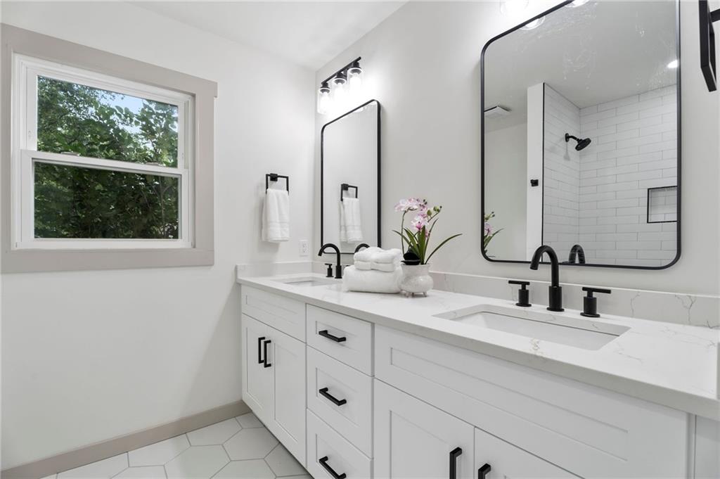 1566 Womack Road Atlanta, GA 30338 - Photo 20 of 32