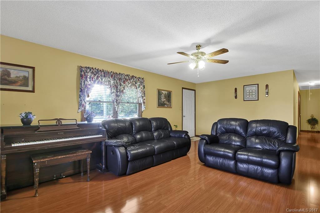 1571 Fairhope Road, Unit 7 York, SC 29745 - Photo 8 of 20 Gallery Image 8