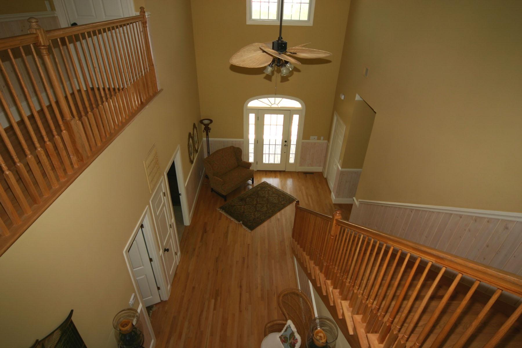 FS foyer from landing