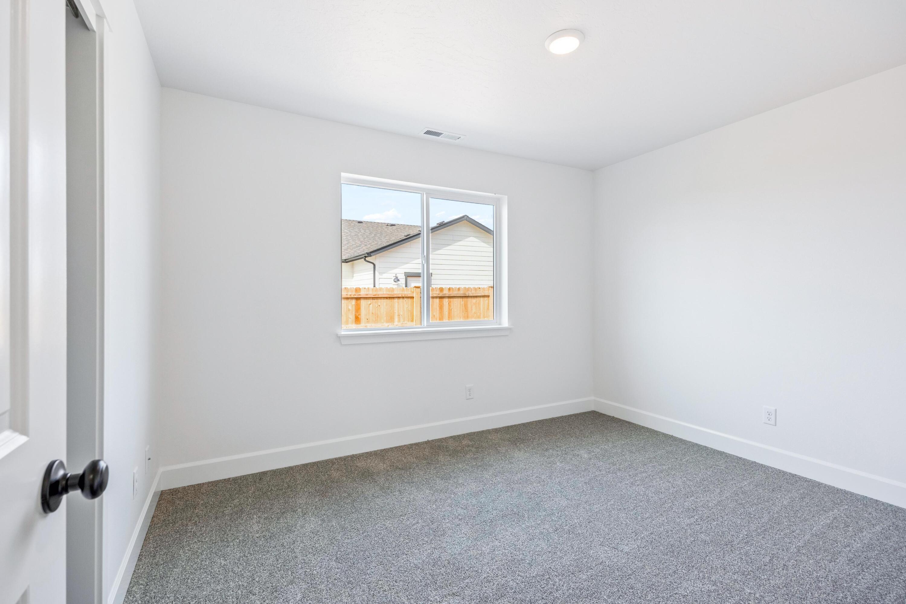 1050 Fairway Road, Unit 153 Madras, OR 97741 - Photo 23 of 29