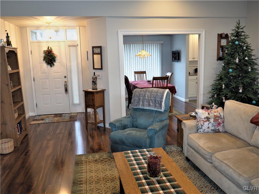 222 Gallagher Road Whitehall, PA 18052 - Photo 3 of 44 Gallery Image 3