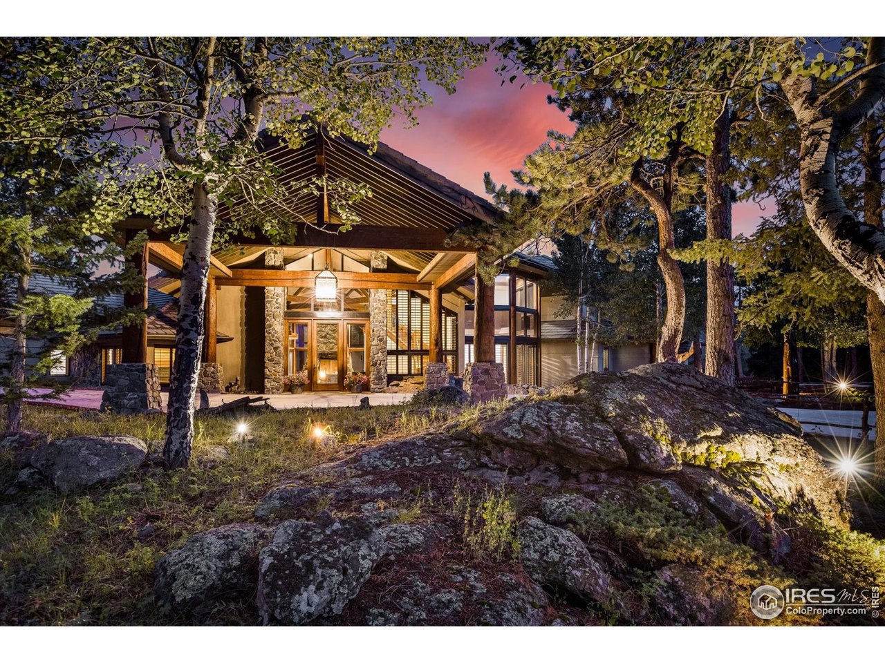 Front entry: 34750 Fox Ridge Road