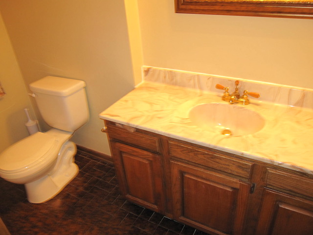 201 Michaux Road Riverside, IL 60546 - Photo 11 of 25