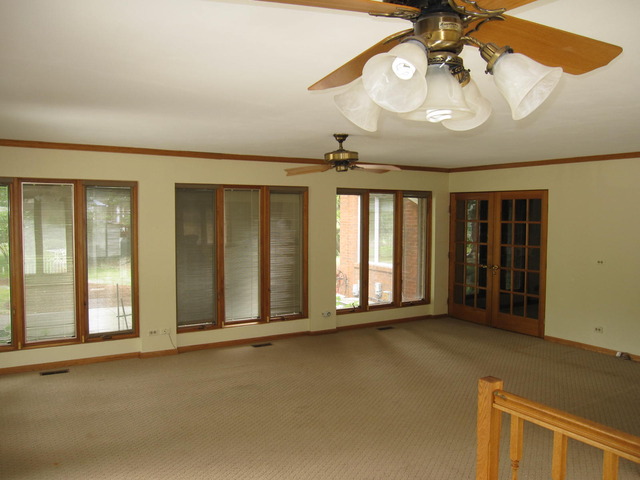 201 Michaux Road Riverside, IL 60546 - Photo 8 of 25