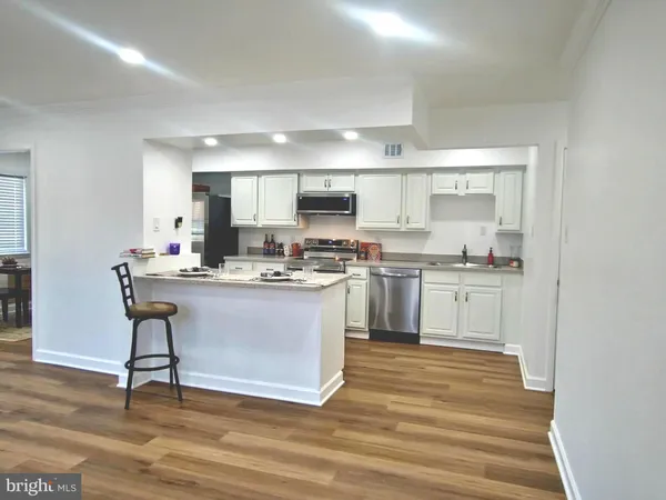 $2,800 | 3815 Monte Vista Place, Unit 98E, Alexandria, VA 22309