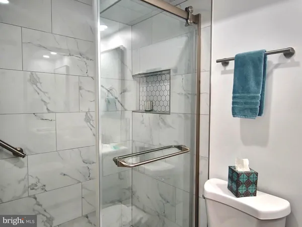 $2,800 | 3815 Monte Vista Place, Unit 98E, Alexandria, VA 22309