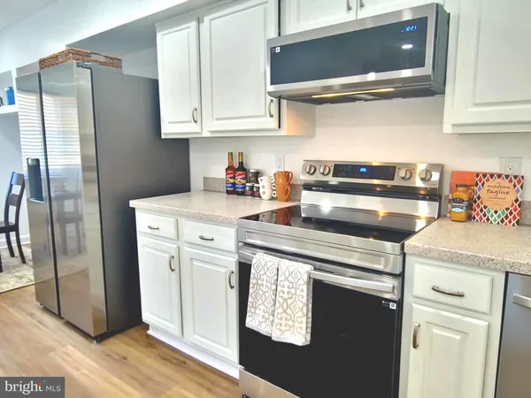 $2,800 | 3815 Monte Vista Place, Unit 98E, Alexandria, VA 22309