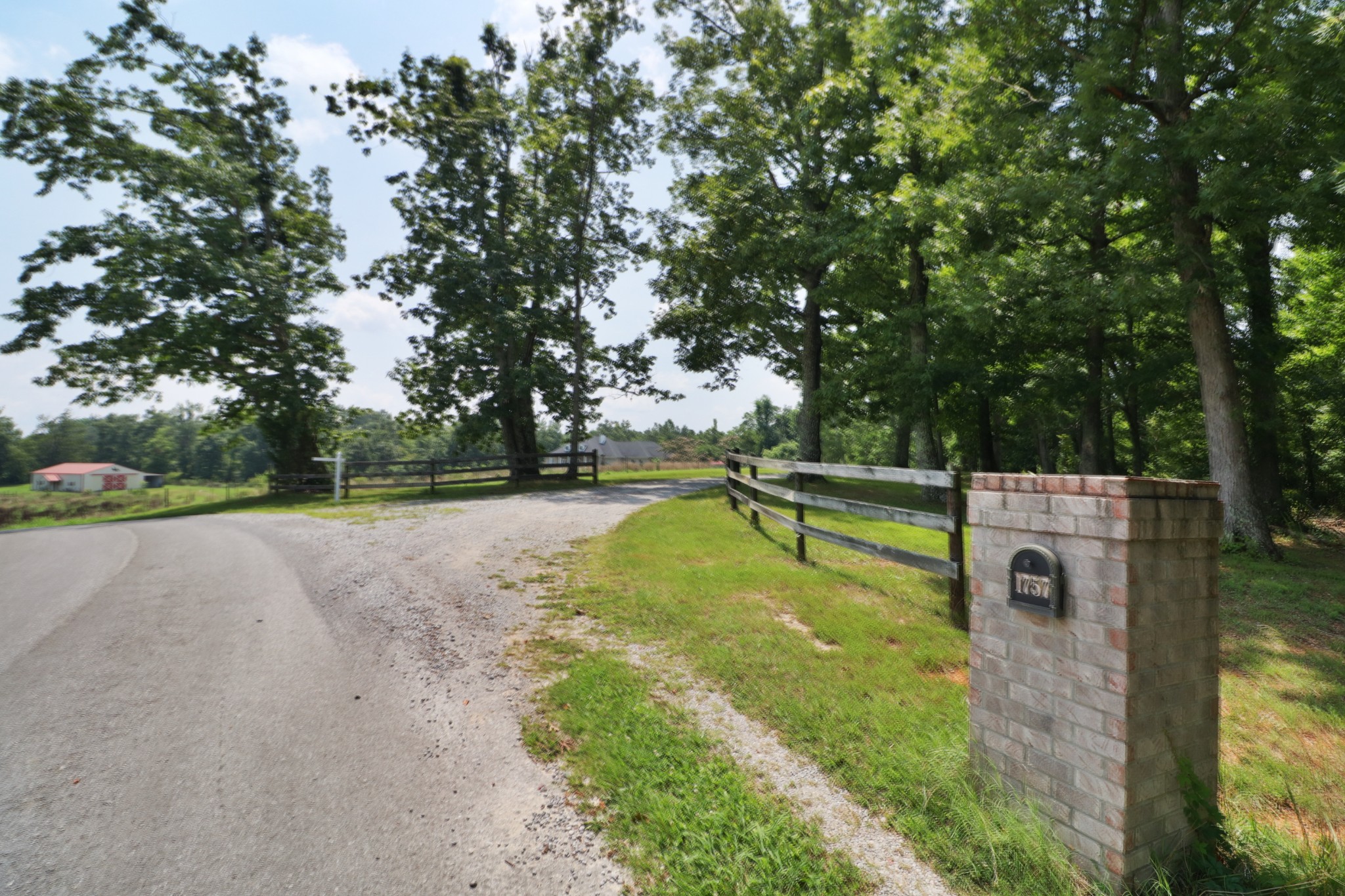1757 Jacobs Hollow Road Beechgrove, TN 37018 - Photo 2 of 40 Gallery Image 2