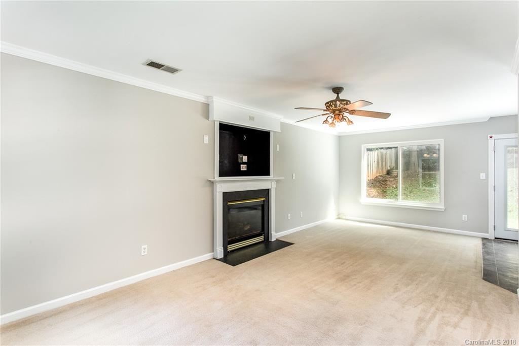 15214 Tracy Beth Road Huntersville, NC 28078 - Photo 3 of 36 Gallery Image 3