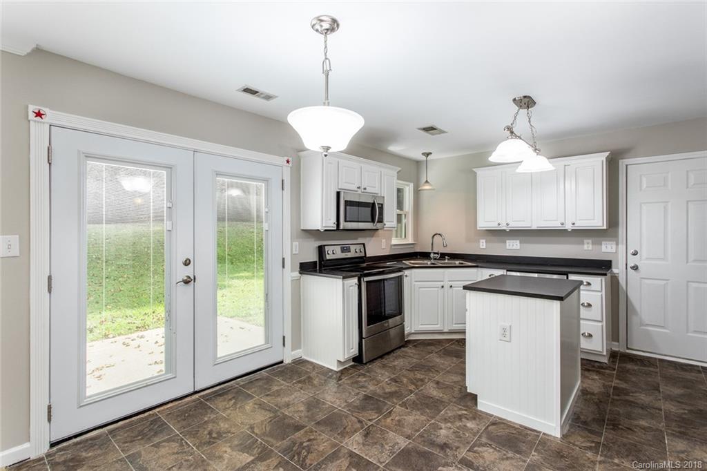 15214 Tracy Beth Road Huntersville, NC 28078 - Photo 8 of 36 Gallery Image 8