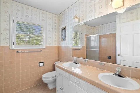 $875,000 | 4101 Far W Boulevard, Austin, TX 78731