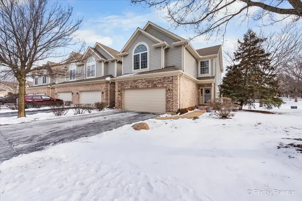 $430,000 | 700 Juniper Lane, Lake In The Hills, IL 60156