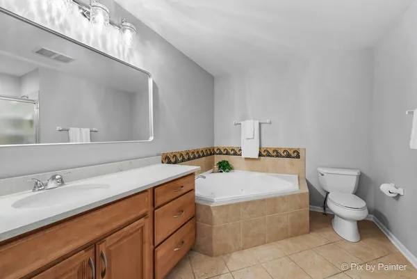 $430,000 | 700 Juniper Lane, Lake In The Hills, IL 60156