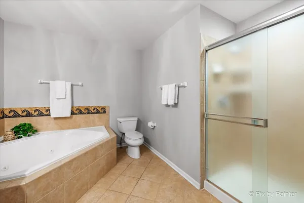 $430,000 | 700 Juniper Lane, Lake In The Hills, IL 60156