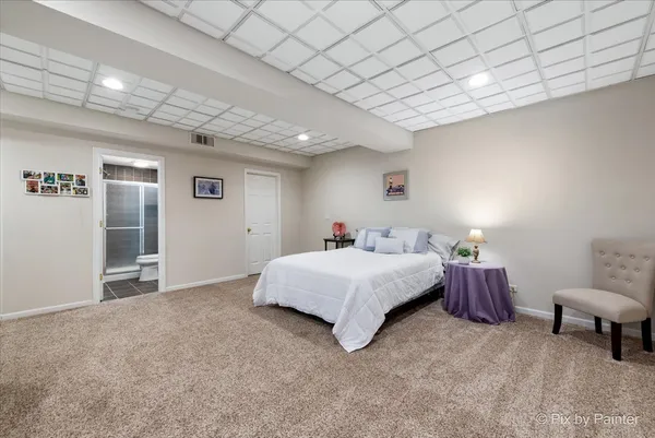 $430,000 | 700 Juniper Lane, Lake In The Hills, IL 60156