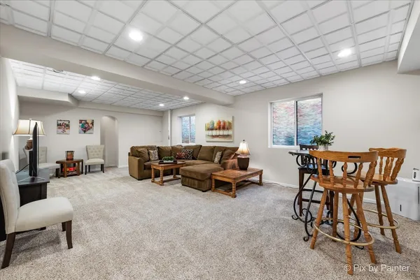 $430,000 | 700 Juniper Lane, Lake In The Hills, IL 60156