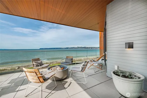 $1,735,000 | 9545 Semiahmoo Parkway, Unit 201, Blaine, WA 98230