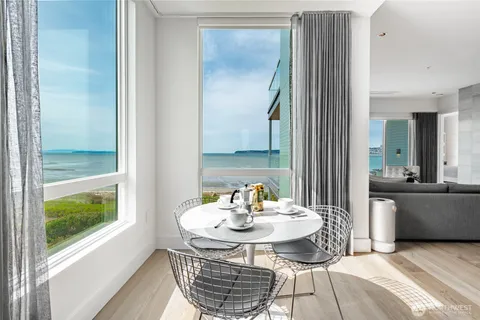 $1,735,000 | 9545 Semiahmoo Parkway, Unit 201, Blaine, WA 98230