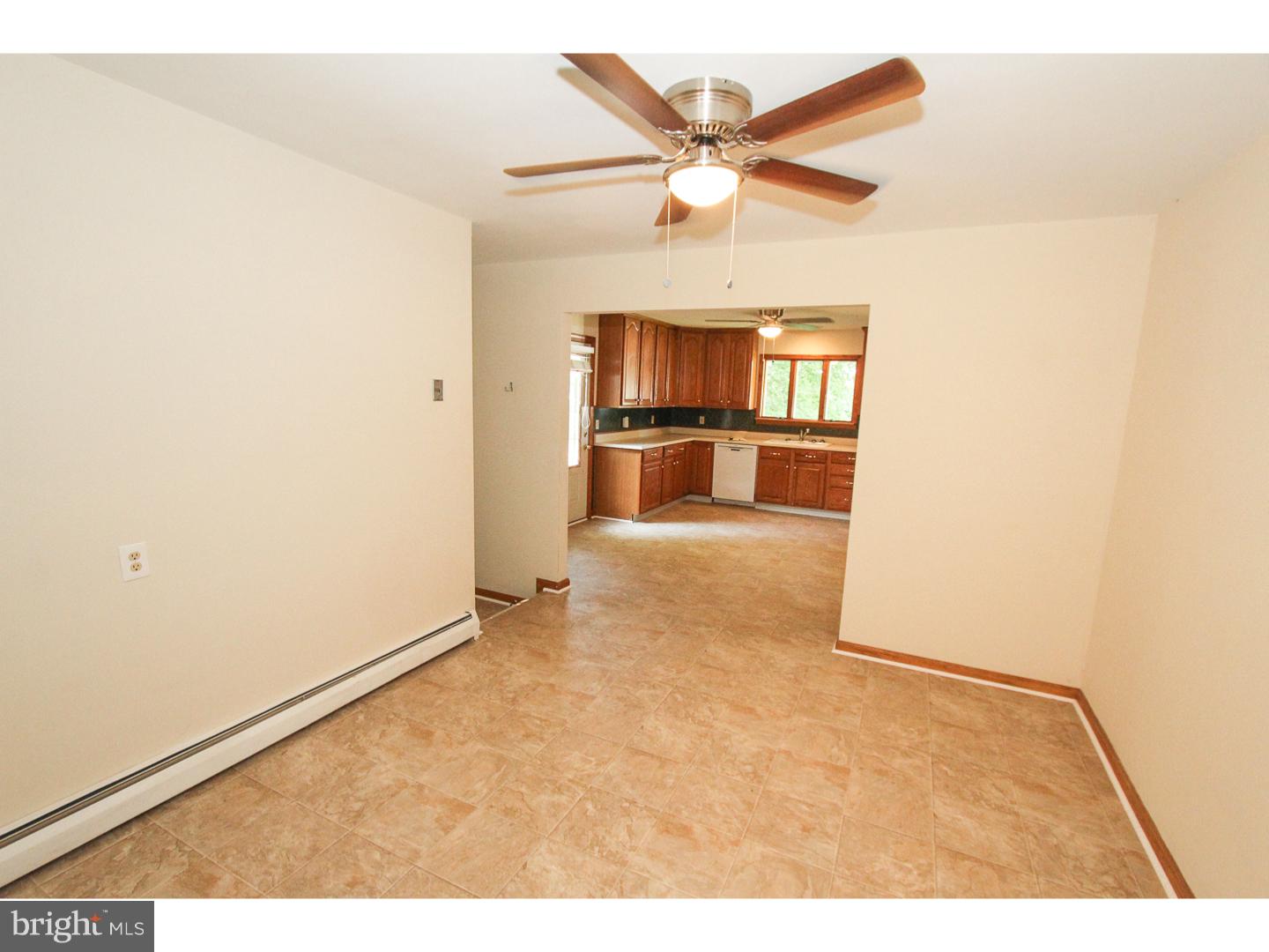 185 North Pleasantview Road Pottstown, PA 19464 - Photo 3 of 22 Gallery Image 3
