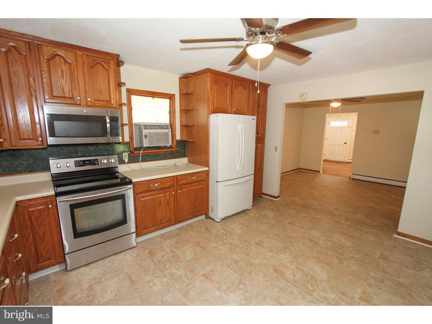 185 North Pleasantview Road Pottstown, PA 19464 - Photo 6 of 22 Gallery Image 6