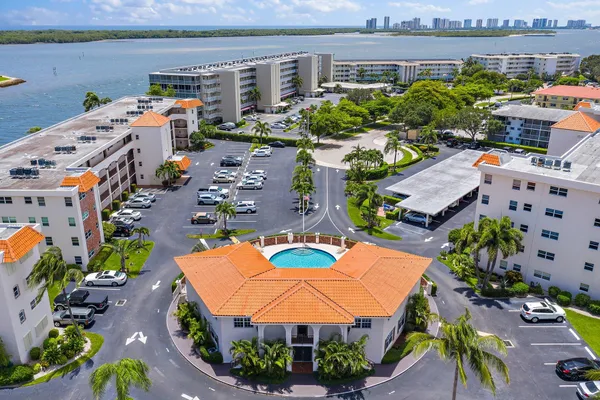 $3,150 | 29 Yacht Club Drive, Unit 407, North Palm Beach, FL 33408