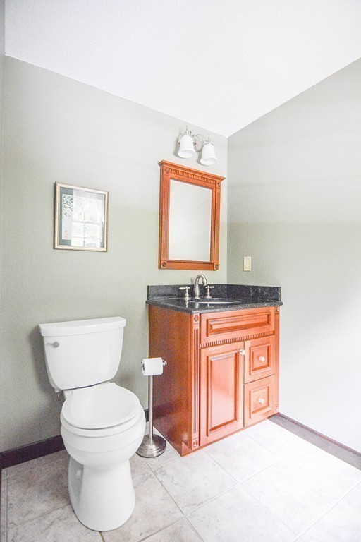 52 High Street Dunstable, MA 01827 - Photo 17 of 28 Gallery Image 17